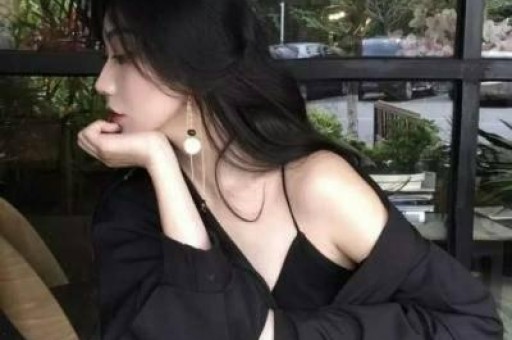 父母是清华教授因拍被前夫家暴如今再不让女儿进娱乐圈